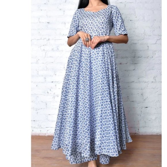 Indian Best Selling Blue 2 pc Long Flared Anarkali suit set - Picture 1 of 8